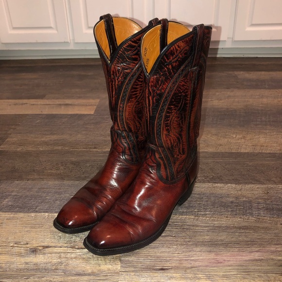 Lucchese Other - Vintage Lucchese burgundy leather cowboy boot size 10B EUC boots are Beautiful